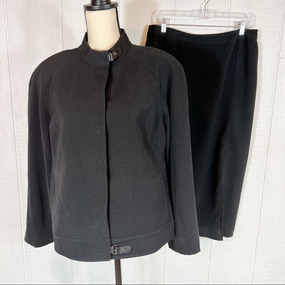 Womens Doncaster Designer Black Suit And Pencil Skirt Size 12